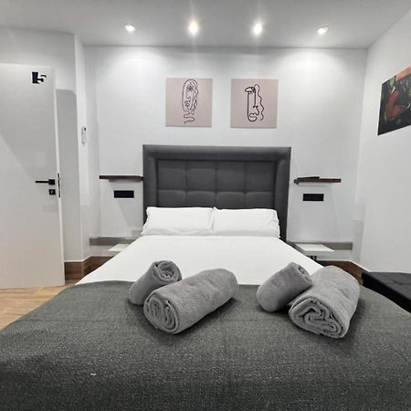 Ilustre Rooms Malaga Exterior photo