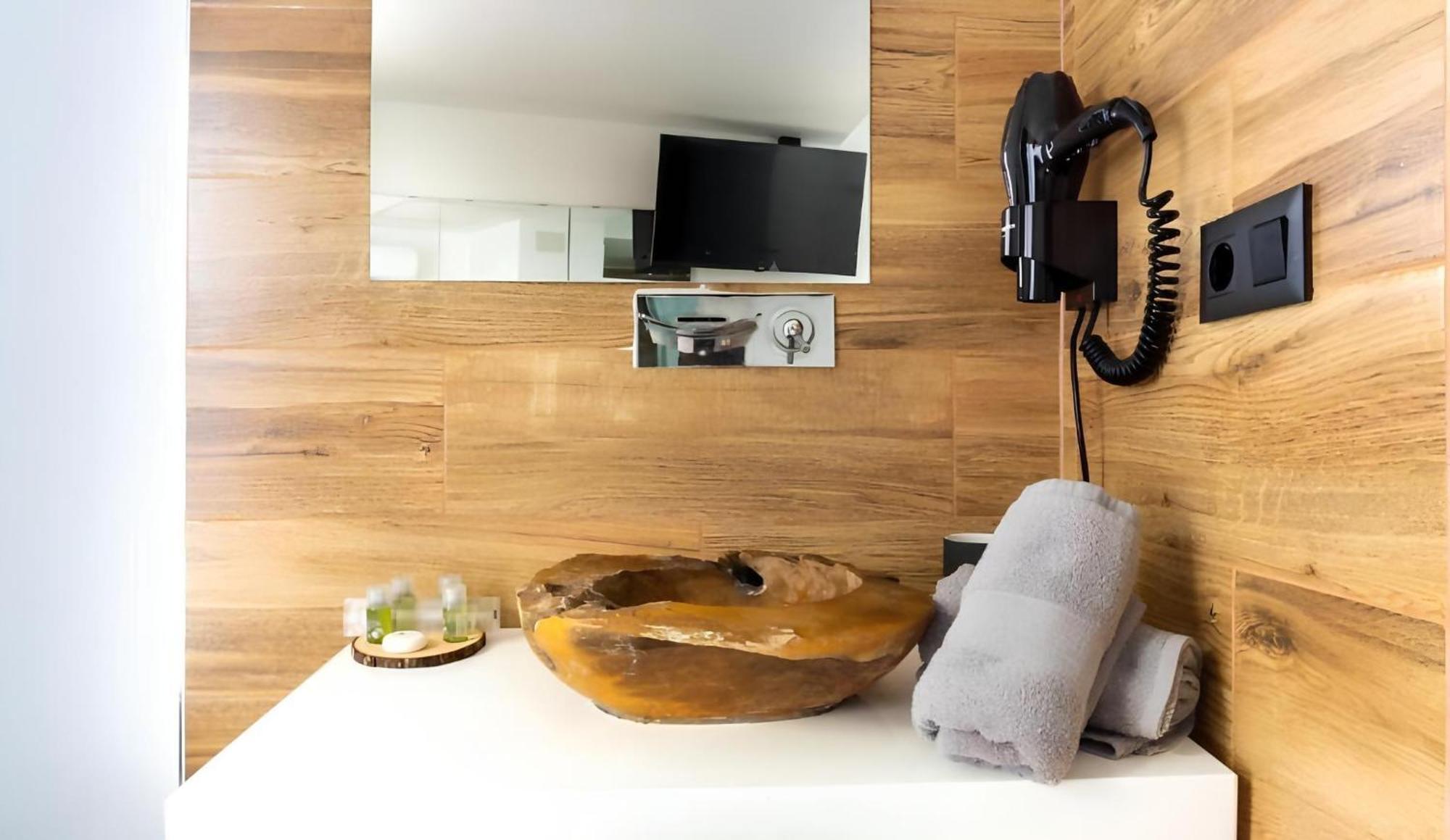Ilustre Rooms Malaga Exterior photo